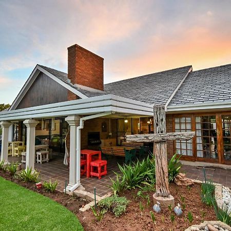 Iszis Guest House Bloemfontein Exterior photo